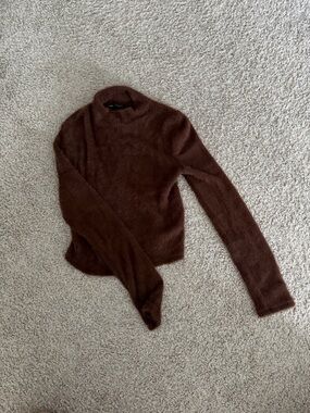 Zara Women’s Fuzzy Brown Top